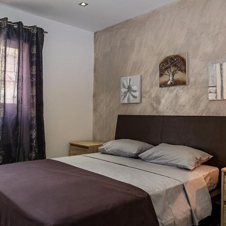 Dolmen Court Flat 10, Qawra Apartment St. Paul's Bay Ngoại thất bức ảnh