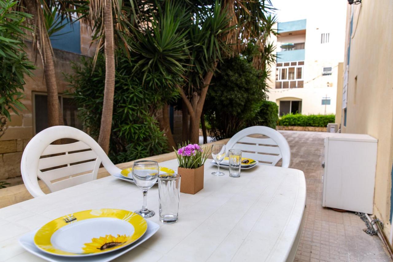 Dolmen Court Flat 10, Qawra Apartment St. Paul's Bay Ngoại thất bức ảnh