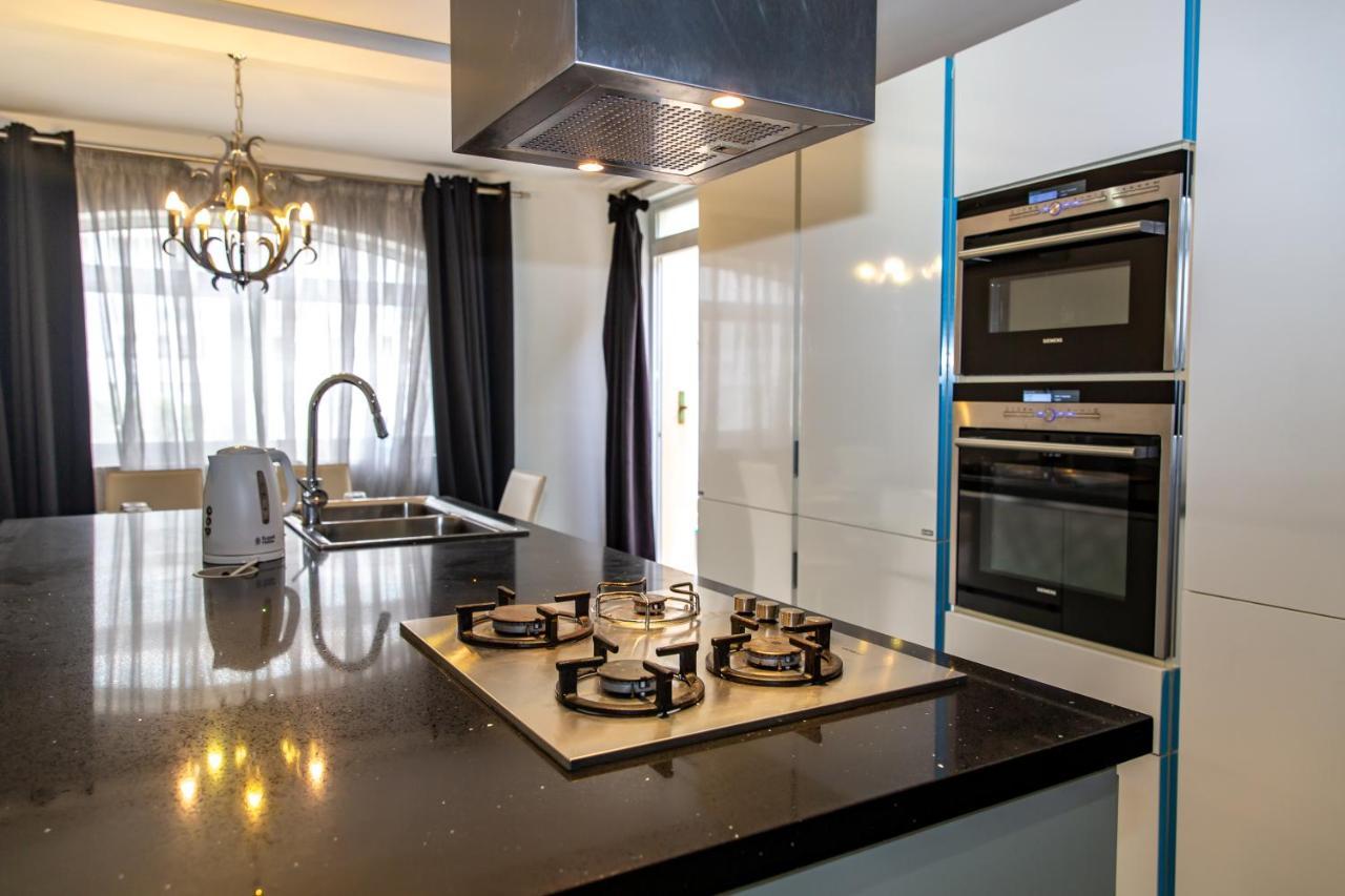 Dolmen Court Flat 10, Qawra Apartment St. Paul's Bay Ngoại thất bức ảnh